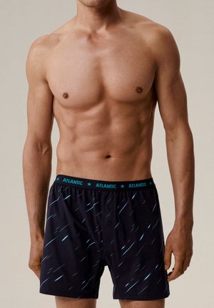 Czarne bokserki z niebieskimi paskami, z guzikiem z przodu i elastycznym paskiem w talii z napisem "ATLANTIC" w turkusowych akcentach.