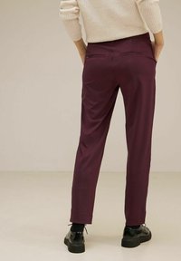 Street One Chinos - purple