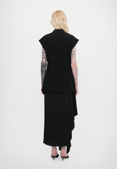 TOVE RIAN  - Vest - black