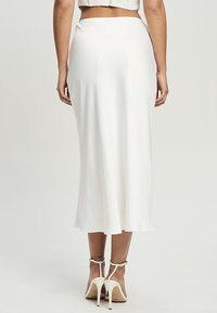 CHANCERY MERRIE - A-lõikeline seelik - white