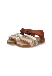 Bruine leren sandalen met meerkleurige banden voorzien van groene en roze accenten, een textuur met glitterdetails, en zolen in kurkstijl.