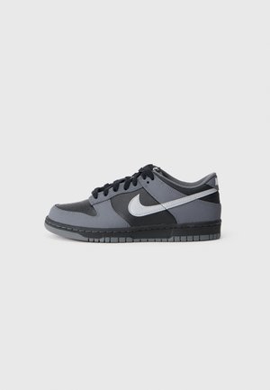 DUNK LOW UNISEX - Sneakers - black/reflect silver-coloured/anthracite/photon dust