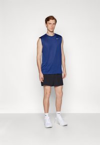 Nike Performance TEE RESET - Top - blue void/matte silver