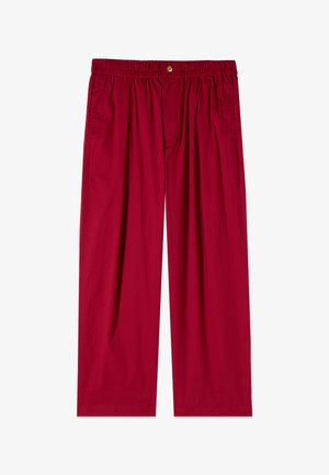 Pantaloni rossi dalla vestibilità larga, con vita elastica, chiusura frontale con bottoni e tasche laterali, mostrati distesi su sfondo bianco.