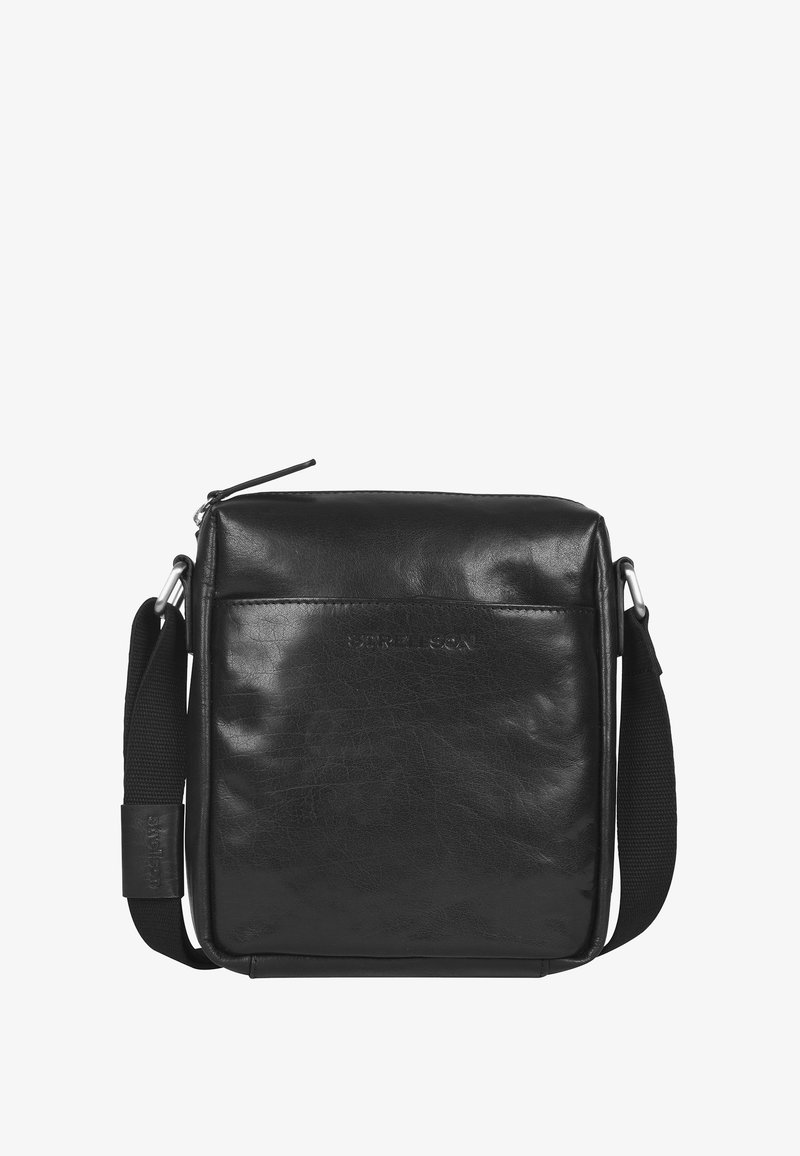 Borsa a tracolla nera in pelle con texture liscia, tracolla regolabile, chiusura a zip e tasca frontale. Design semplice e rettangolare.