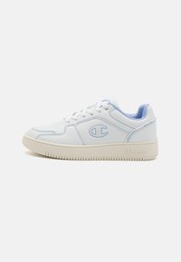 RD18 2.0 - Basketbalová obuv - white/blue/natural