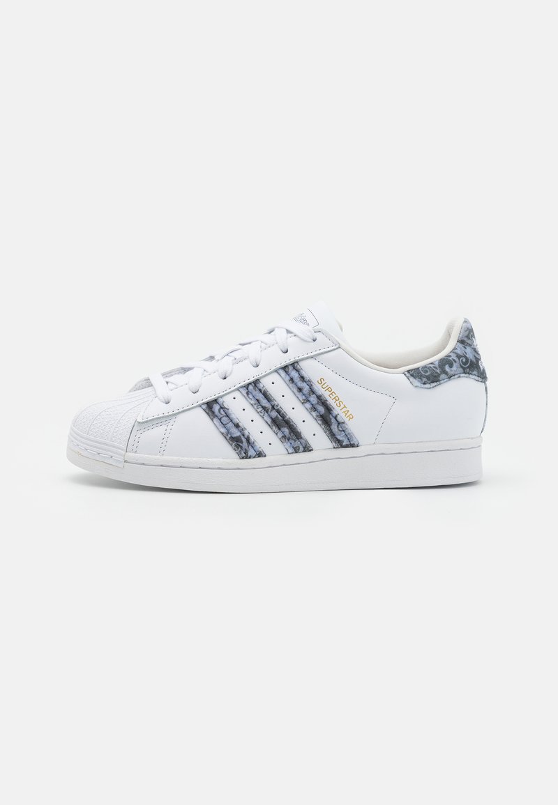 Sneakers low