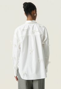 Soaked in Luxury Skjortebluser - broken white