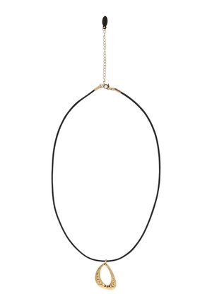 Czarny naszyjnik ze sznurka z regulowanym złotym łańcuszkiem oraz otwartym, nieregularnie ukształtowanym, młotkowanym złotym wisiorkiem.