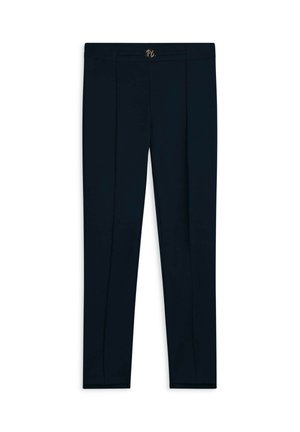 Pantaloni taglio navy in tessuto elasticizzato, caratterizzati da una vestibilità slim, pieghe frontali e chiusura con bottone metallico. Nessuna tasca visibile.