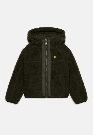 Mørkegrøn hættetrøje med fuld frontlynlås, tekstureret fleece stof, to frontlommer og lille gult broderet logo på brystet.