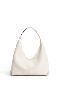 Weißes Leder-Hobo-Tasche mit einer geschwungenen Oberseite, weicher Textur und einem langen Einzelgriff. Glatte Oberfläche mit minimaler Gestaltung und ohne Metallteile.