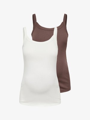Twee geribde tanktops, één witte en één bruine, met brede schouderbandjes, gelaagd afgebeeld tegen een witte achtergrond.