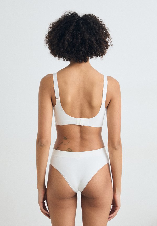 FEEL SOFT BRA - Bustier - blanc4