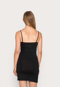 Even&Odd Vestido de malha - black