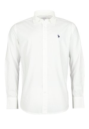 Camicia bianca in misto cotone con maniche lunghe, colletto a punta e logo ricamato navy sul lato sinistro del petto. Texture liscia.