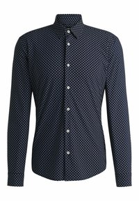 Granatowa koszula zapinana na guziki z geometrycznym białym wzorem, długimi rękawami, spiczastym kołnierzykiem i guzikami z przodu. Gładka tekstura materiału.
