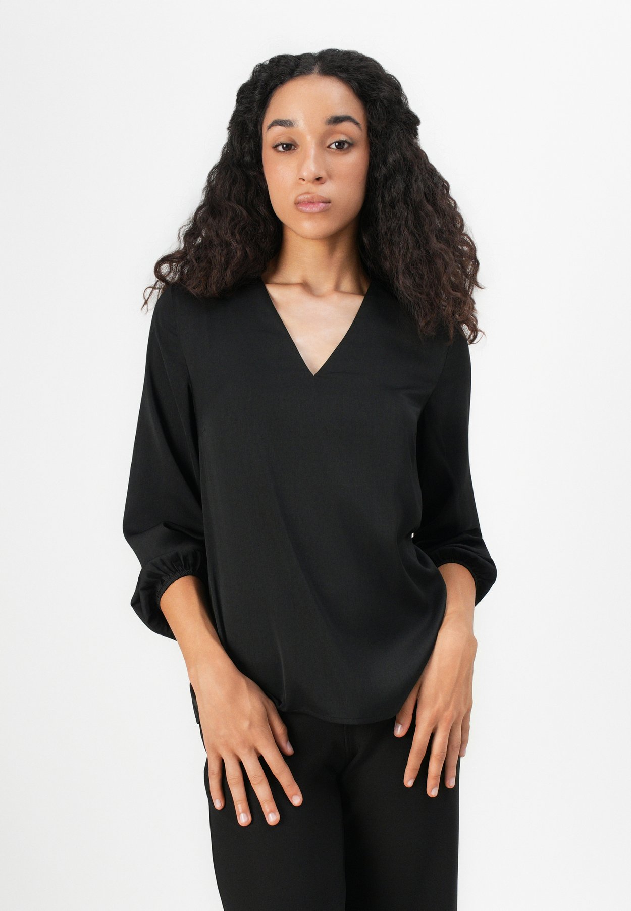 ONLLUCY LIFE V NECK