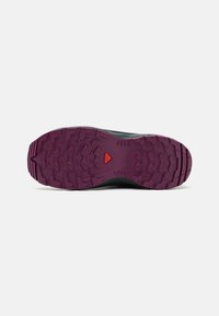 Salomon XA PRO V8 WATERPROOF UNISEX - Zapatillas de senderismo - neptune/carbon/plum caspia