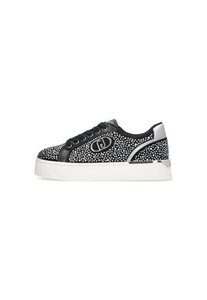 PRETTY  - Tenisky - black/silver