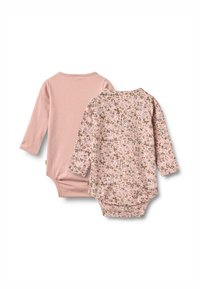 Zwei langärmelige Babyschnäuzer: einer in einfarbig hellrosa, der andere mit floralen Mustern in Rosa- und Grüntönen, mit Druckknopfverschlüssen an der Unterseite.