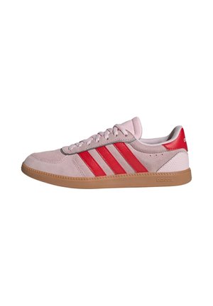 adidas Sportswear, ADIDAS ORIGINALS ADIDAS BREAKNET SLEEK W - Zapatillas - clear pink   pure ruby   gum