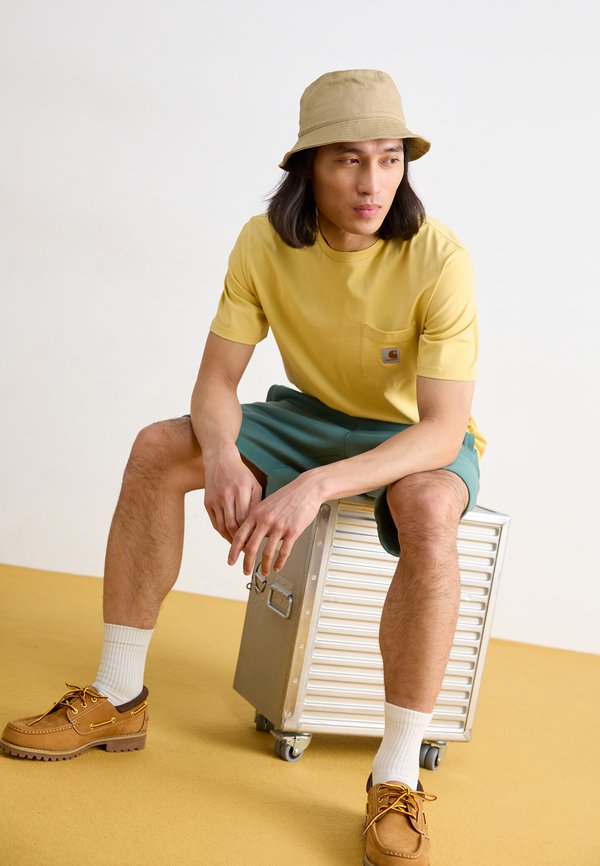 CHASE - Tracksuit bottoms - silver pine3