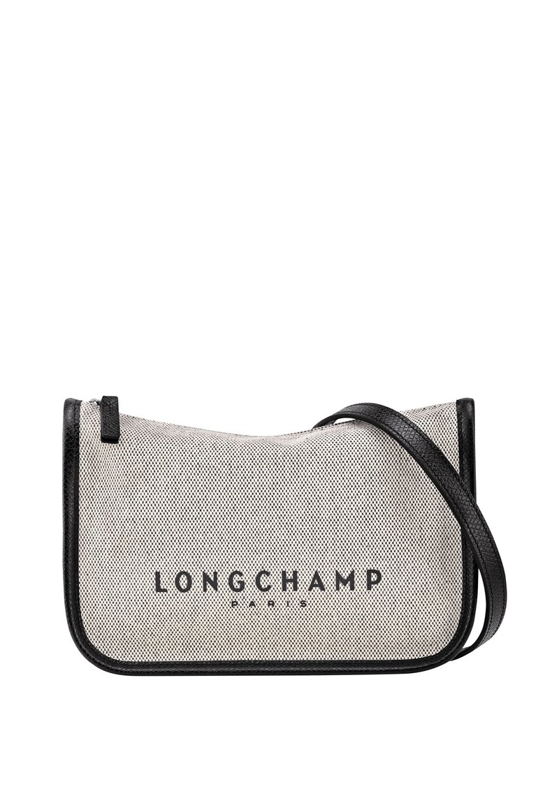 Grau gemusterte Tasche mit schwarzen Lederbesätzen und verstellbarem Riemen. Auf der Vorderseite ist das Logo "LONGCHAMP PARIS" aufgedruckt. Rechteckige Form.