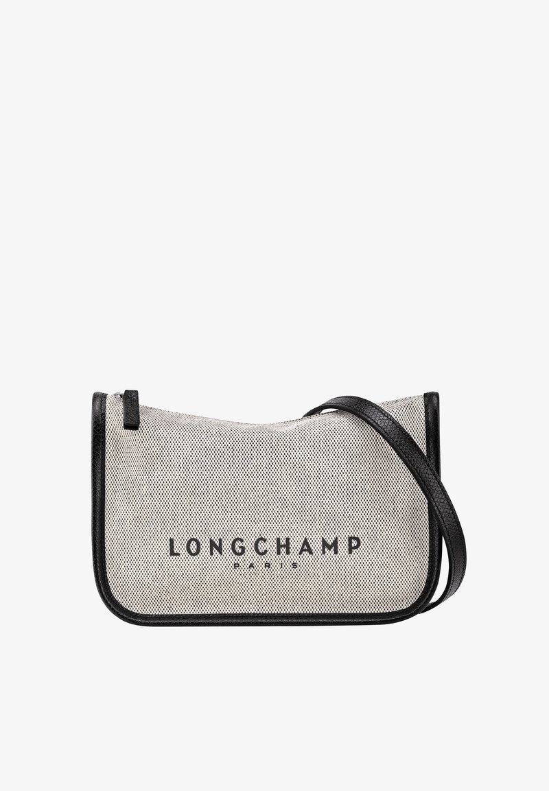 Grau gemusterte Tasche mit schwarzen Lederbesätzen und verstellbarem Riemen. Auf der Vorderseite ist das Logo "LONGCHAMP PARIS" aufgedruckt. Rechteckige Form.