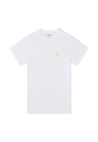 Camiseta de algodón blanca con manga corta, cuello redondo y un pequeño logo amarillo en el lado izquierdo del pecho. Textura suave, ajuste clásico.
