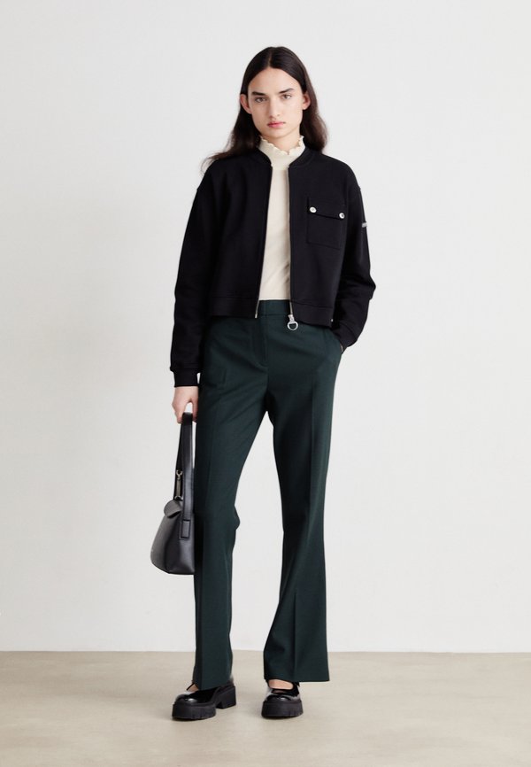 DELLA - Bomber Jacket4