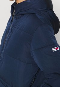 Tommy Jeans Vinterkappa /-rock - dark blue