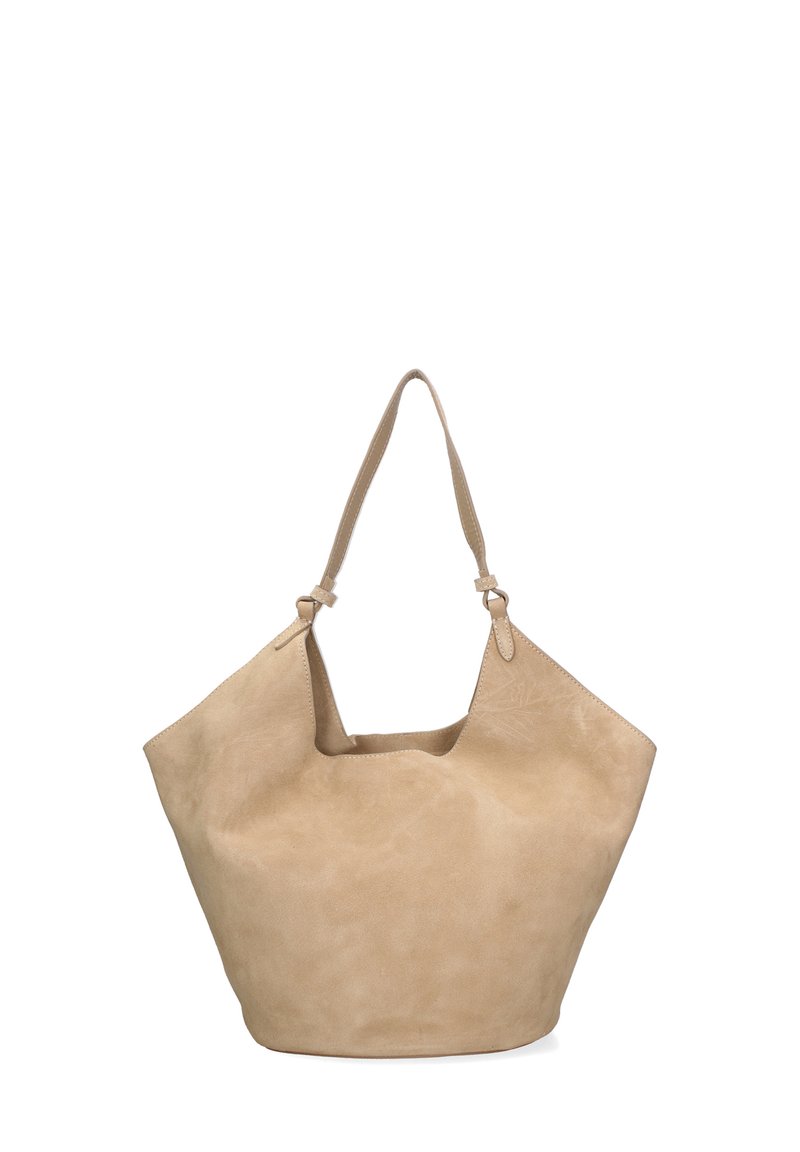 Beige suède tote bag met een slouchy ontwerp, een enkele schouderband en subtiele stikdetails. Open bovenkant met een brede opening.
