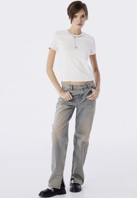 Twist WITH ACCESSORIES - Jednoduché tričko - ecru