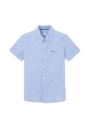 Jasnoniebieska koszula na krótki rękaw z zapięciem na guziki i ostrym kołnierzykiem oraz haftem "Pepe Jeans" na lewej piersi.