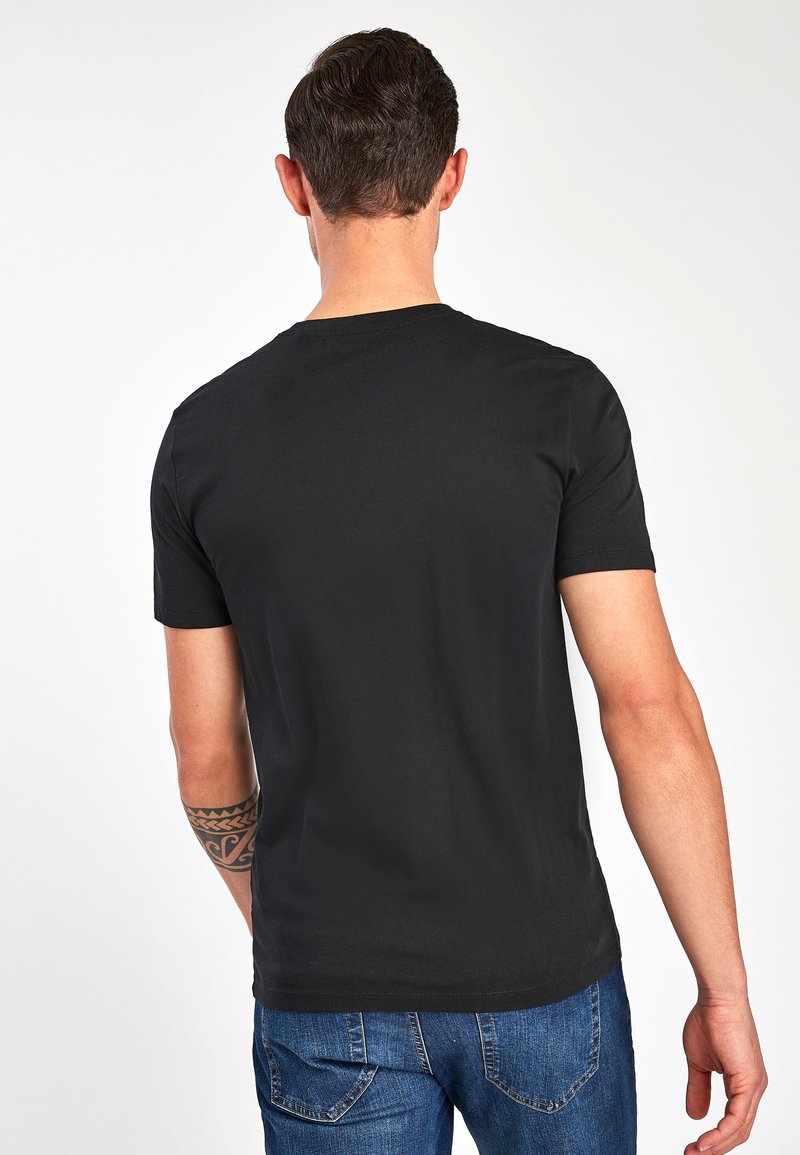 Camiseta L'Essentiel Musgo Algodón Cuello V Hombre