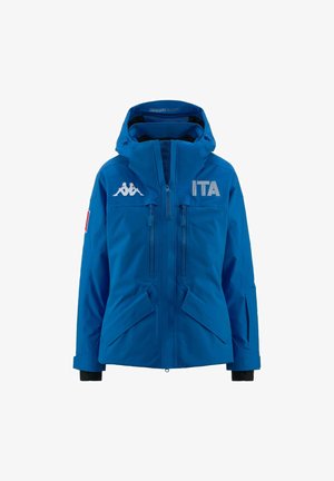 Giacca impermeabile blu con cappuccio, dotata di tasche con zip, logo "ITA" in evidenza e marchio Kappa. Tessuto testurizzato con polsini elasticizzati.