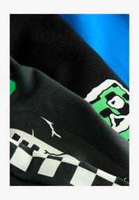 Unausgewählt, blue/black skull