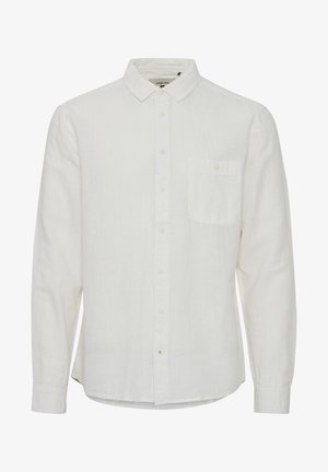 Weißes Leinenhemd mit langen Ärmeln, Knopfkragen, Fronttasche und subtiler Textur. Es hat einen geraden Saum und lange Ärmel.