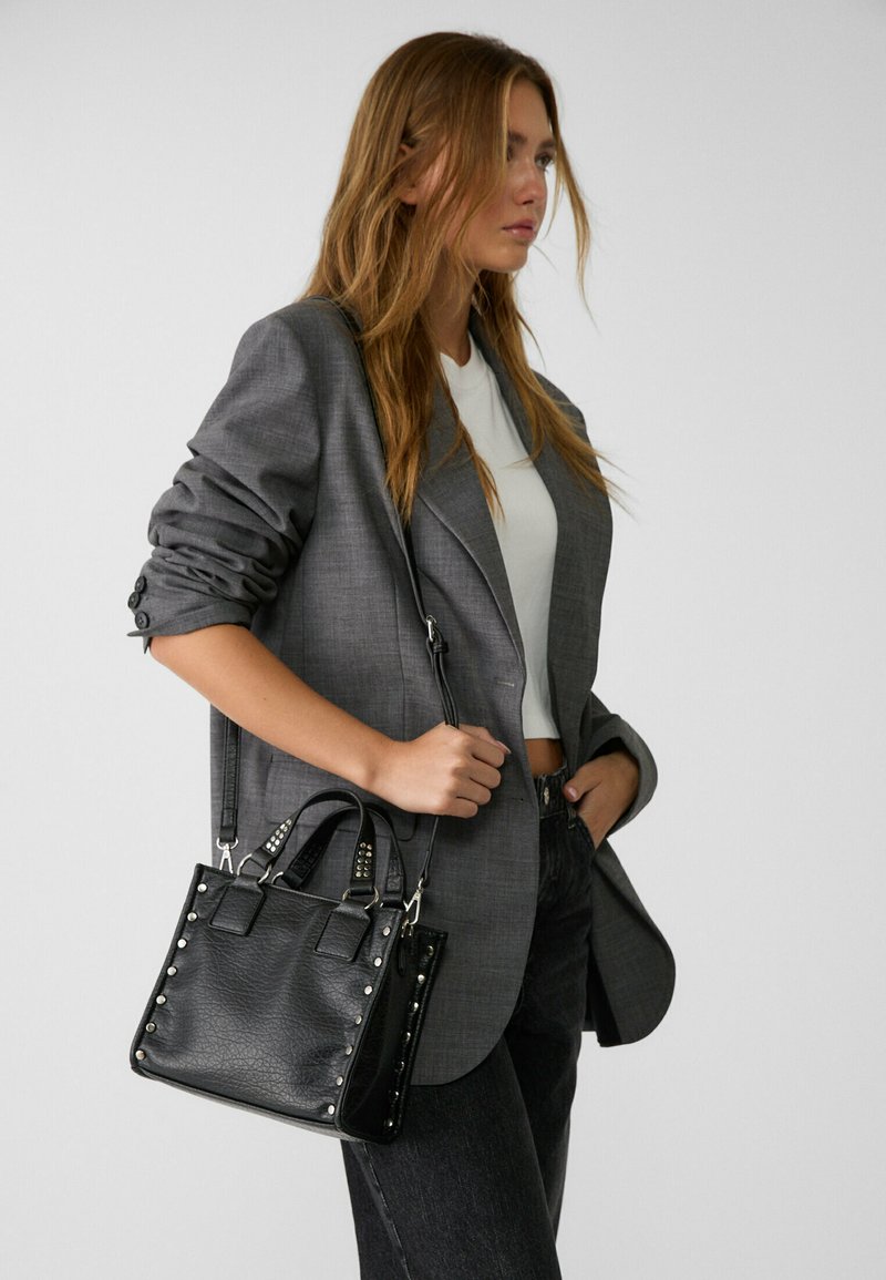 Stradivarius Håndtasker - black