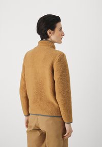 Patagonia RETRO - Flīsa jaka - nest brown/nouveau green