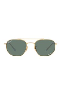 Occhiali da sole Ray-Ban con montatura in metallo dorato, lenti ottagonali verde scuro e design a doppio ponte. Caratterizzati da aste sottili e branding.