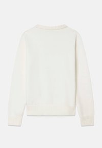 Pull blanc en tricot avec un col et un ourlet côtelés. Manches longues, texture lisse, et design simple. La vue de dos ne montre aucun détail supplémentaire.