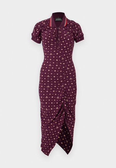 Violetti midimekko, jossa pieni kukkakuosi, rypytetty etuosa, vetoketjullinen kaulus, liehuvat hihat ja epäsymmetrinen helma.