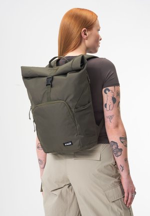 ROLLTOP MEDIUM - Rucksack - olive