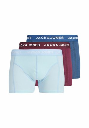 Trois paires de boxers pour hommes en bleu clair, bordeaux et bleu, chacun avec une ceinture élastique de marque Jack & Jones.