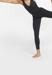 Nike Performance Combinaison d'échauffement - black