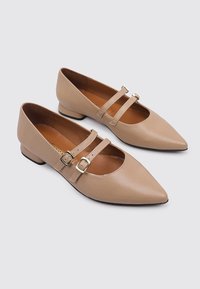 Sandra Fontán BAIX - Bailarinas con hebilla - beige