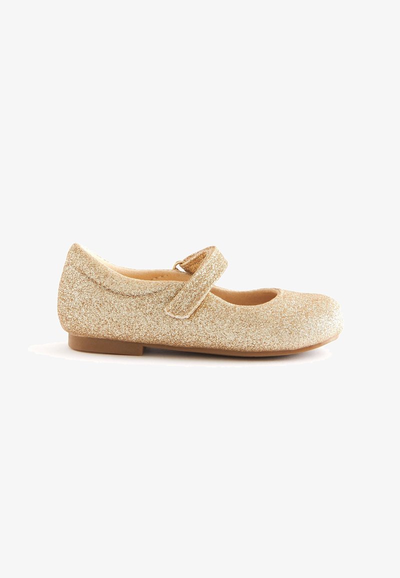 Chaussure Mary Jane pour enfants avec paillettes dorées, bride auto-agrippante et semelle plate, vue de côté sur fond blanc.