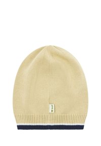 Gehaakte beanie in lichtbeige met een geribbelde marineblauwe en witte gestreepte band; heeft een klein groen logo-label aan de zijkant.